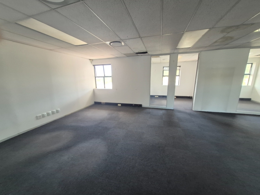 To Let Commercial Property for Rent in Hyde Park Gauteng