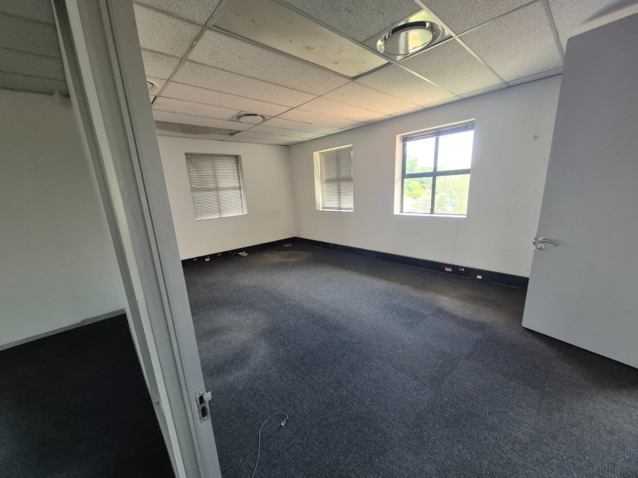 To Let Commercial Property for Rent in Hyde Park Gauteng