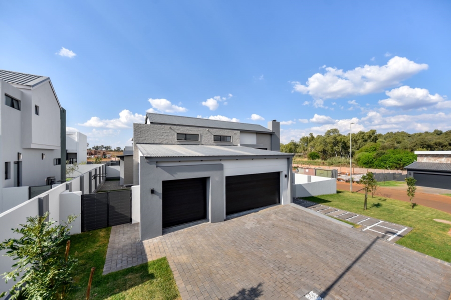 4 Bedroom Property for Sale in Fountainbrook Estate Gauteng