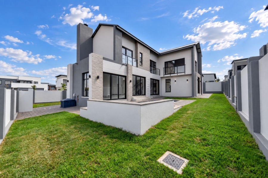 4 Bedroom Property for Sale in Fountainbrook Estate Gauteng