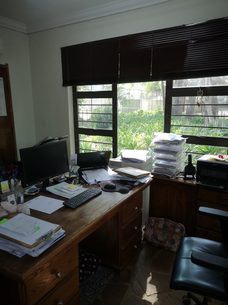 4 Bedroom Property for Sale in Unitas Park Gauteng