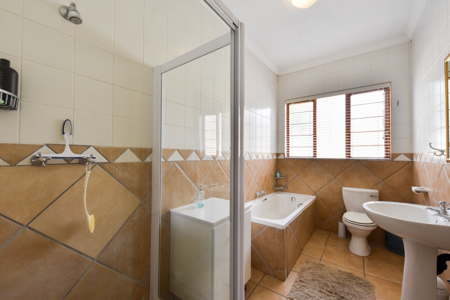 3 Bedroom Property for Sale in Moreleta Park Gauteng