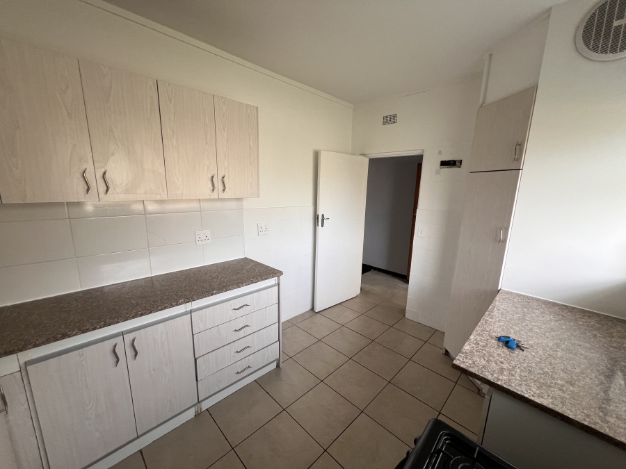 To Let 3 Bedroom Property for Rent in Orchards Gauteng
