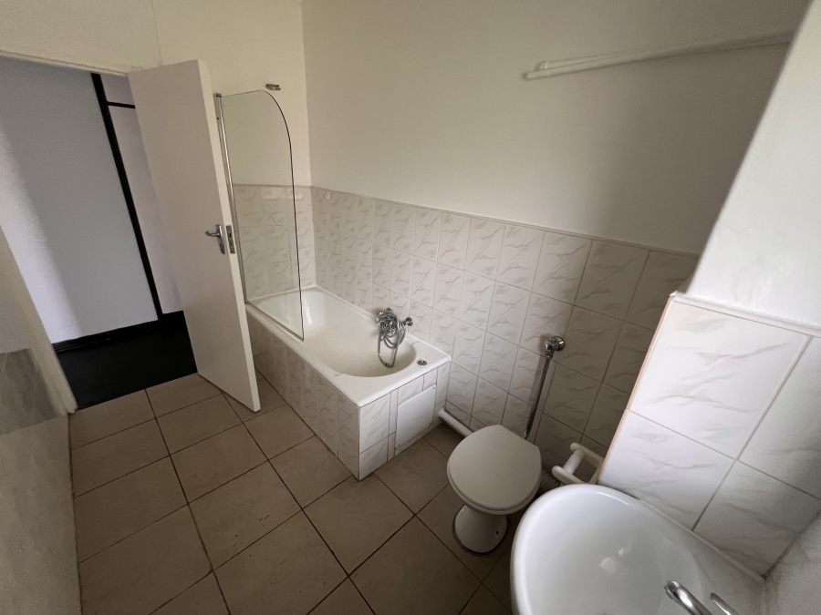 To Let 3 Bedroom Property for Rent in Orchards Gauteng