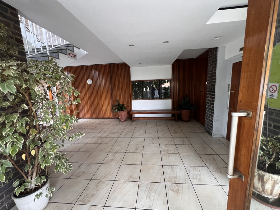 To Let 3 Bedroom Property for Rent in Orchards Gauteng