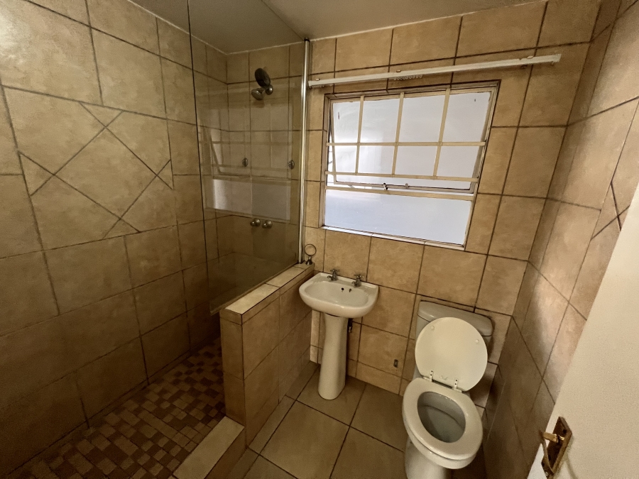 To Let 2 Bedroom Property for Rent in Paulshof Gauteng
