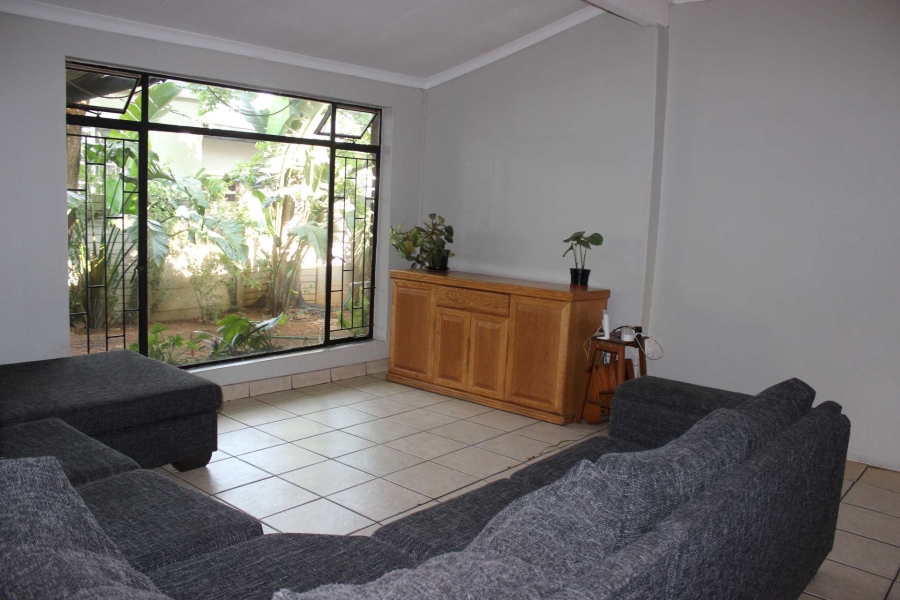 4 Bedroom Property for Sale in Mountain View Gauteng