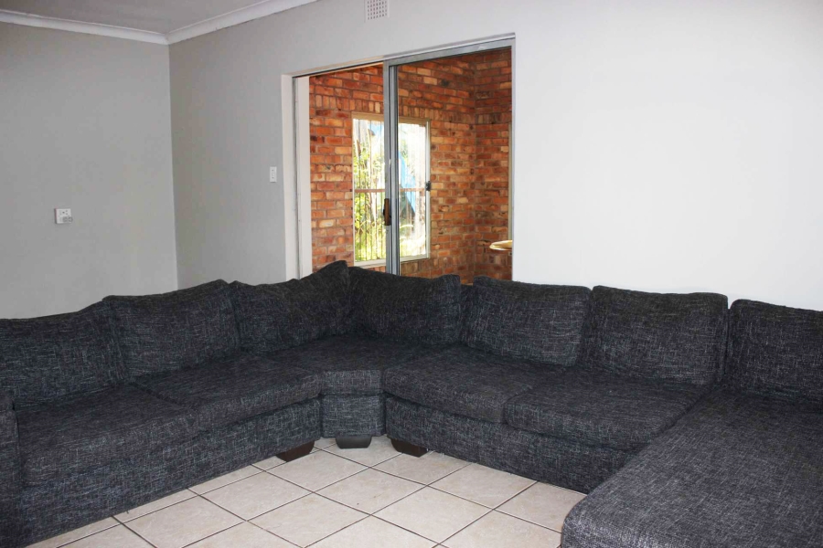 4 Bedroom Property for Sale in Mountain View Gauteng