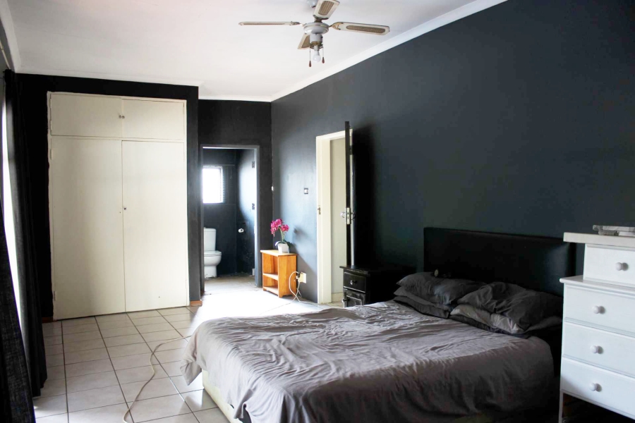 4 Bedroom Property for Sale in Mountain View Gauteng