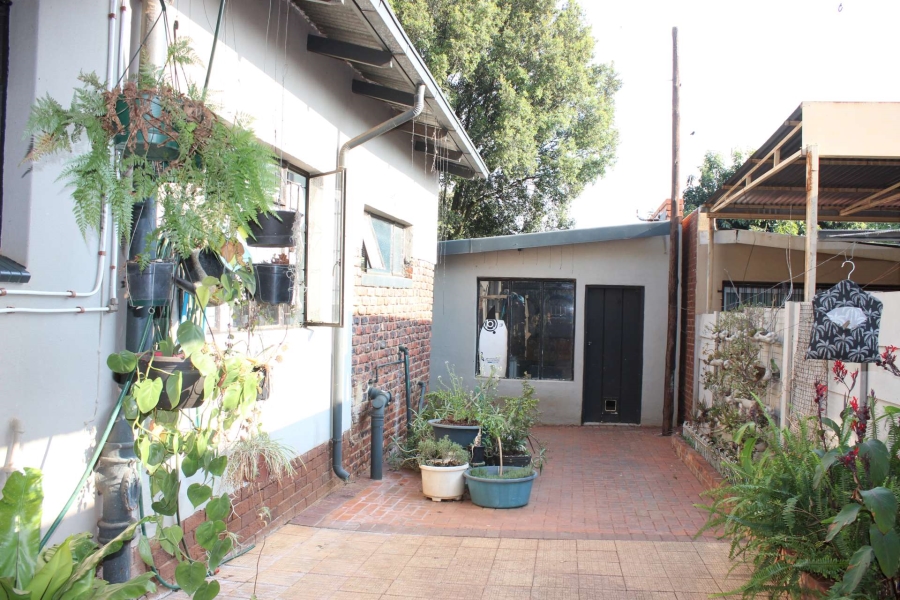 4 Bedroom Property for Sale in Mountain View Gauteng