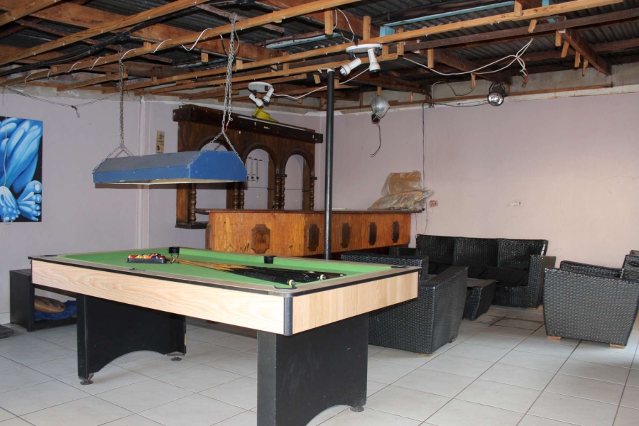 4 Bedroom Property for Sale in Mountain View Gauteng