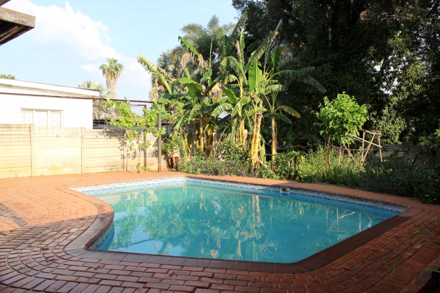 4 Bedroom Property for Sale in Mountain View Gauteng