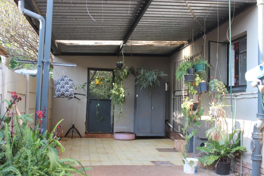 4 Bedroom Property for Sale in Mountain View Gauteng