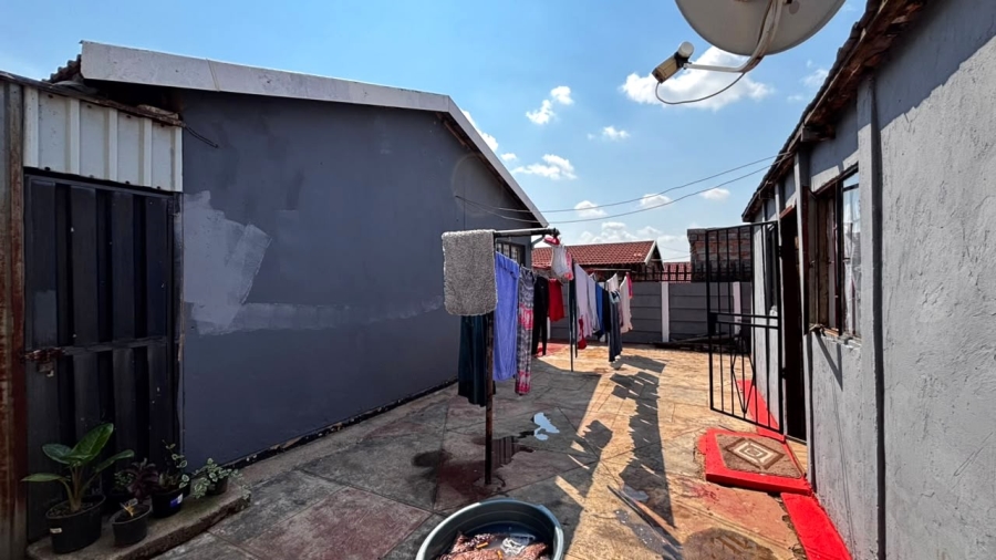4 Bedroom Property for Sale in Delmore Park Gauteng
