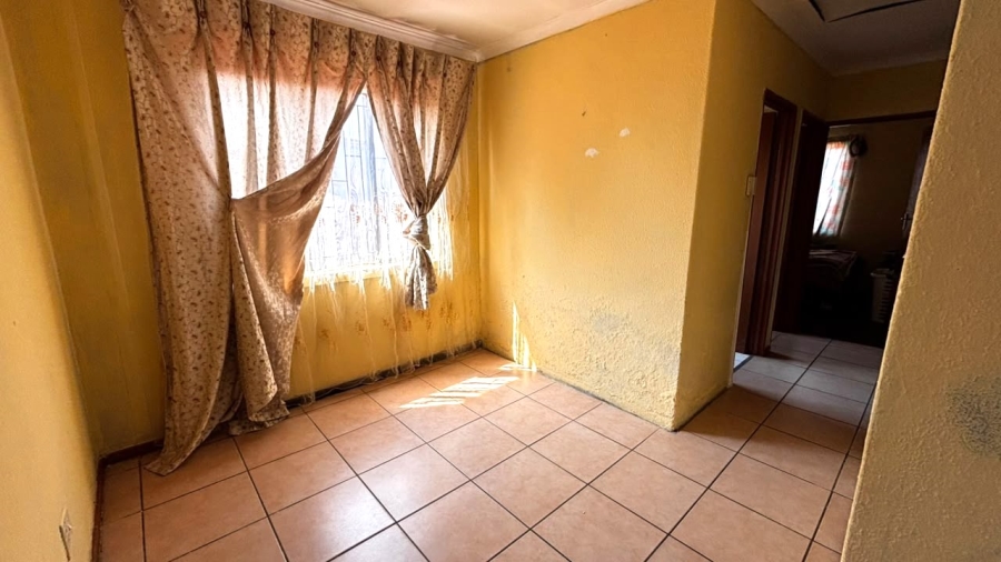 4 Bedroom Property for Sale in Delmore Park Gauteng