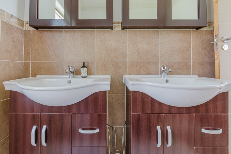 3 Bedroom Property for Sale in Johannesburg North Gauteng