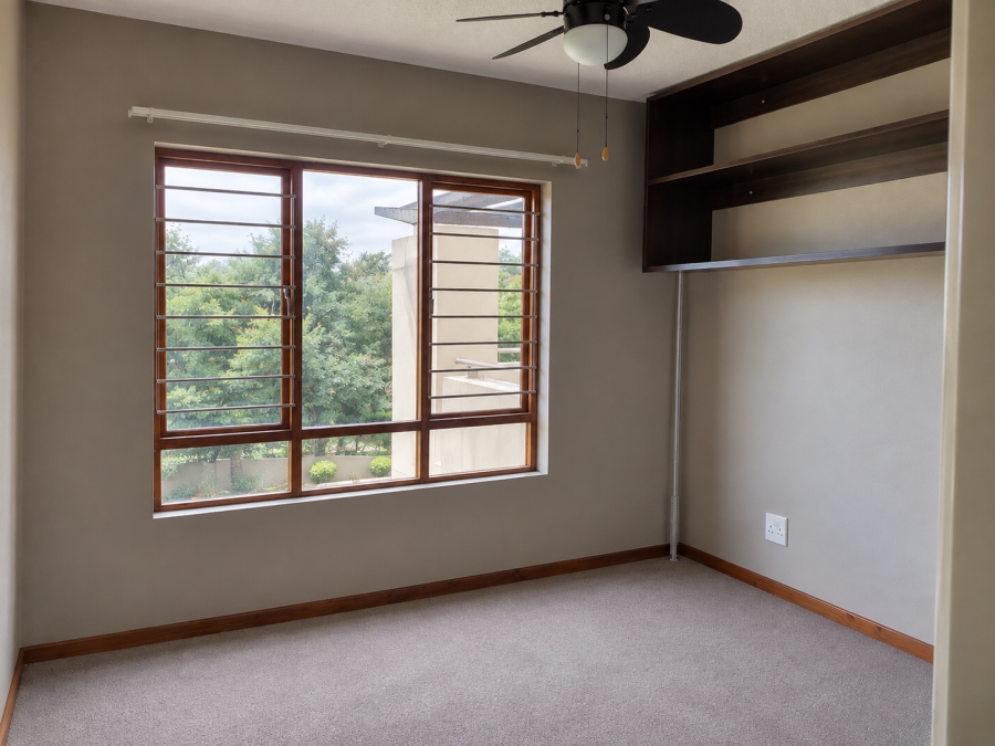 To Let 2 Bedroom Property for Rent in Fourways Gauteng