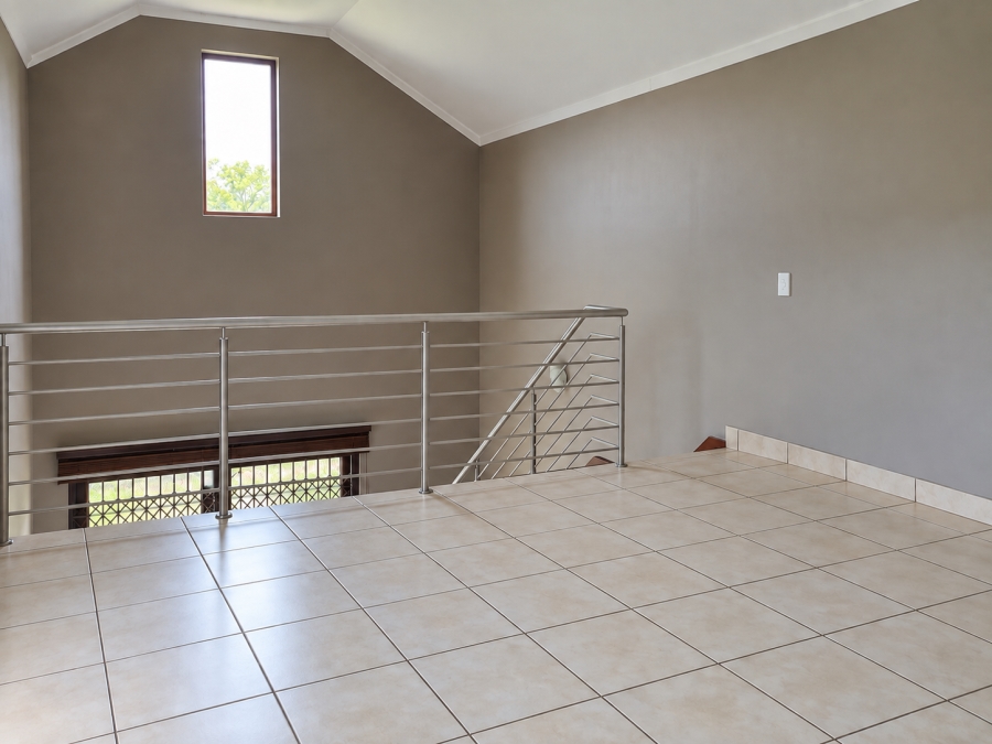 To Let 2 Bedroom Property for Rent in Fourways Gauteng