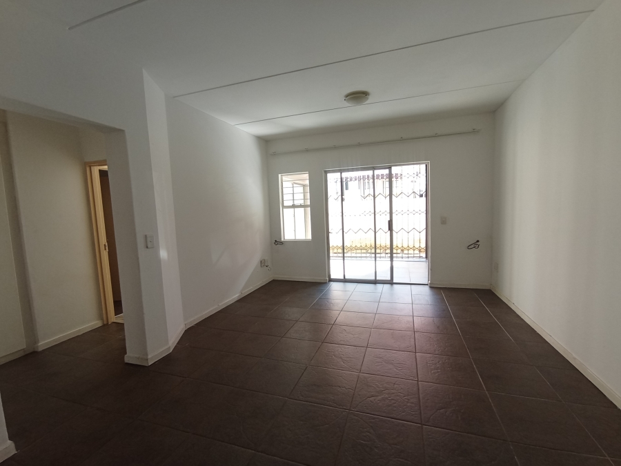 To Let 2 Bedroom Property for Rent in North Riding Gauteng