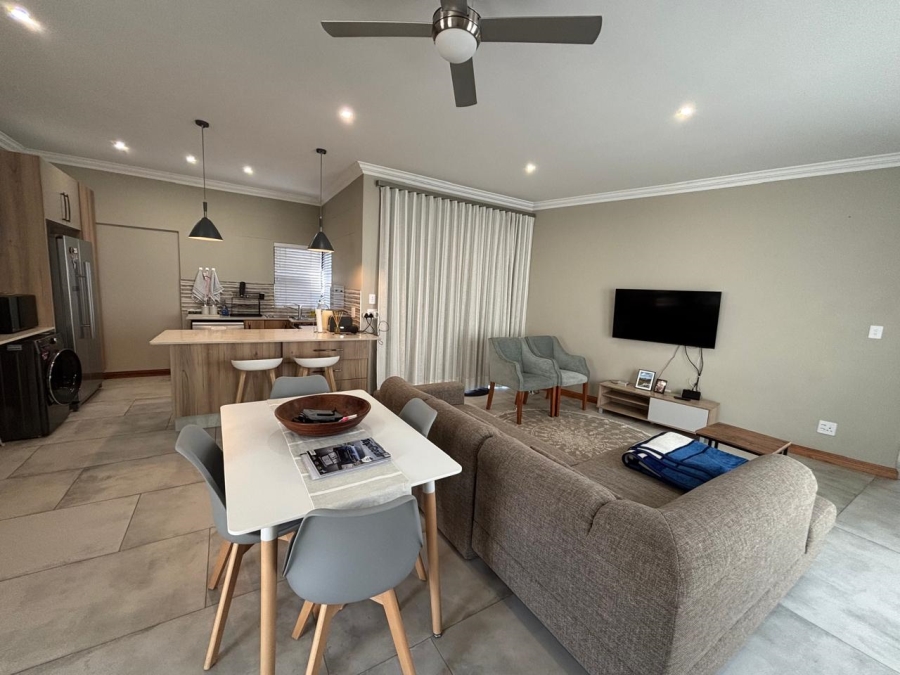 To Let 2 Bedroom Property for Rent in Silver Lakes Golf Estate Gauteng