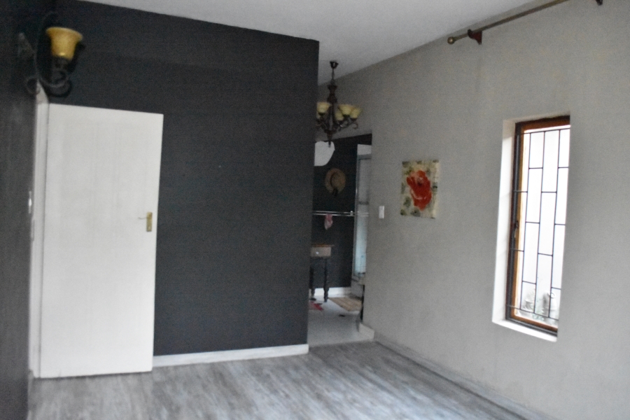3 Bedroom Property for Sale in Waverley Gauteng