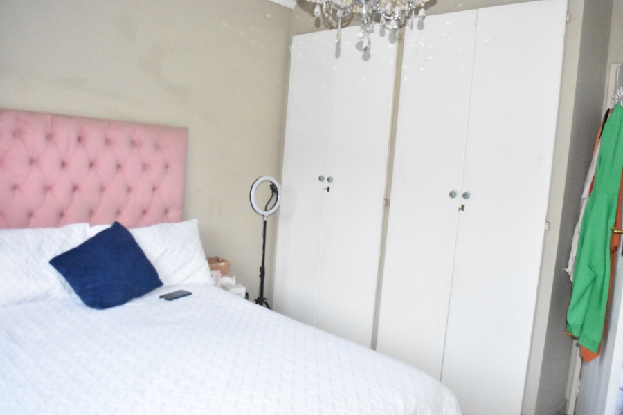 3 Bedroom Property for Sale in Waverley Gauteng