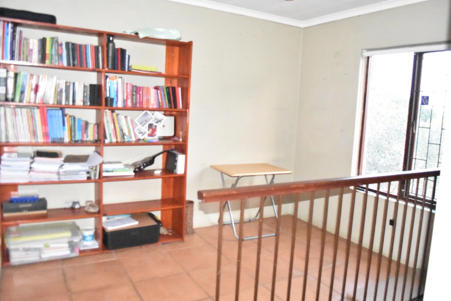 3 Bedroom Property for Sale in Waverley Gauteng