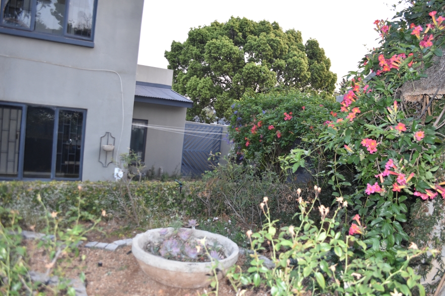 3 Bedroom Property for Sale in Waverley Gauteng