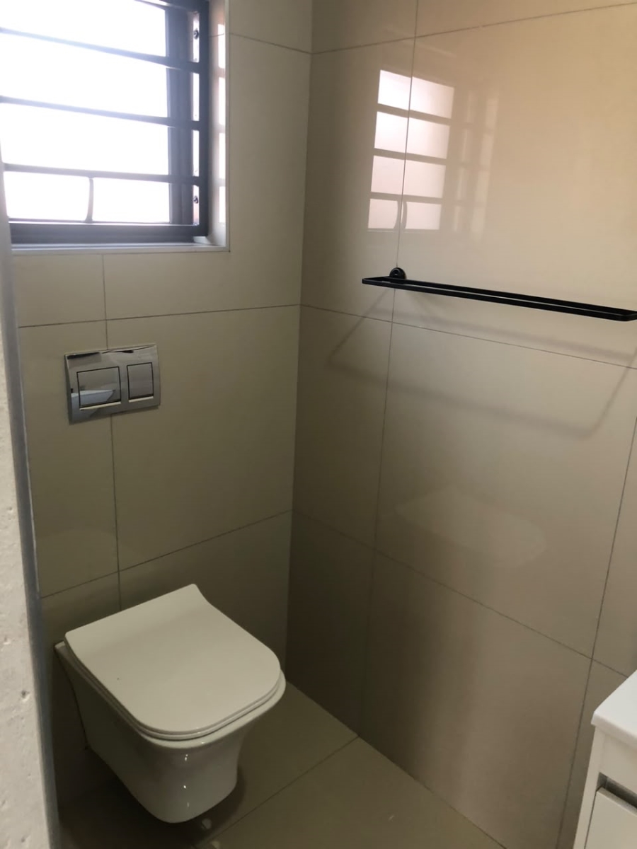 To Let 1 Bedroom Property for Rent in Erasmia Gauteng