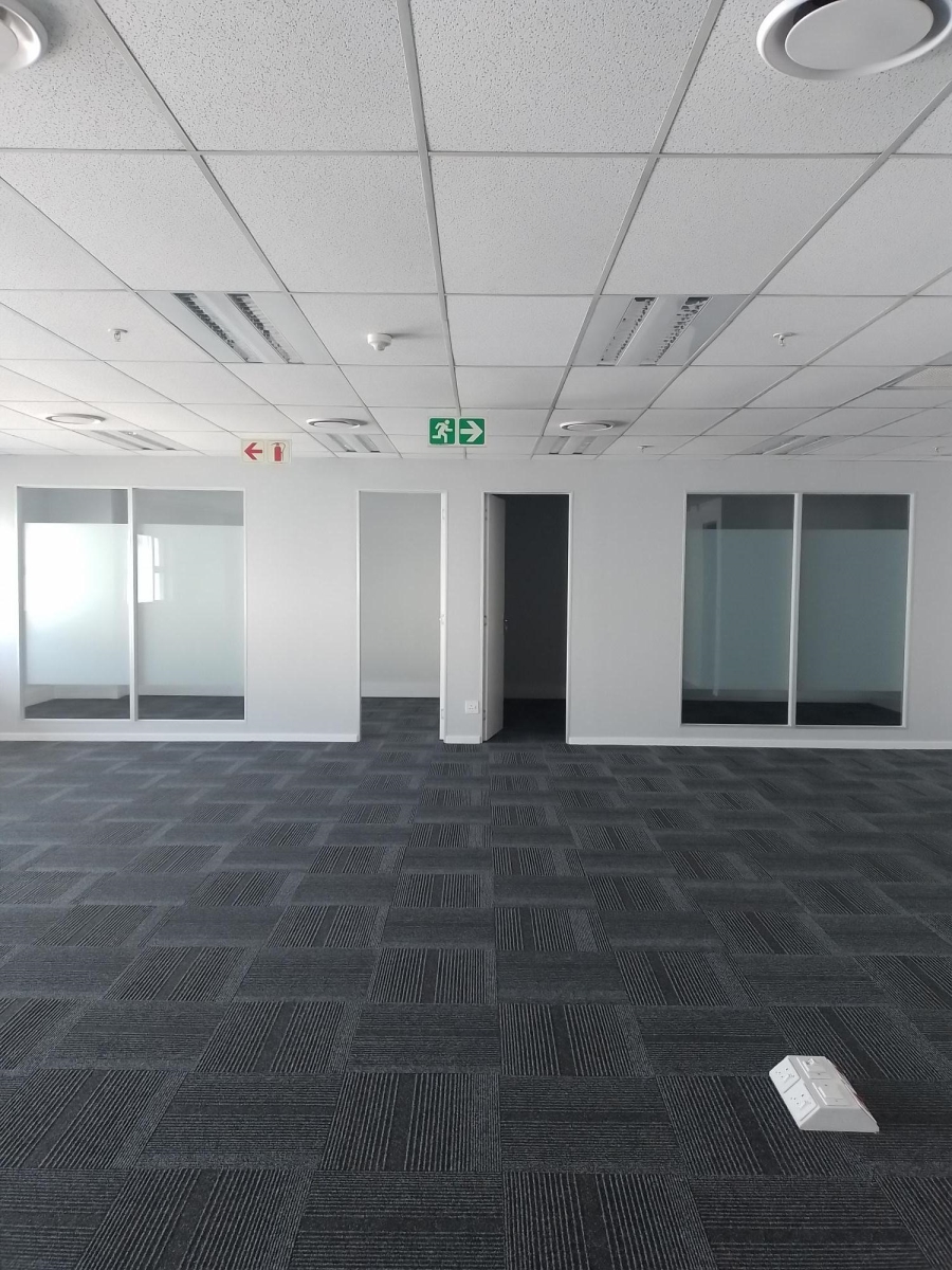 To Let Commercial Property for Rent in Gosforth Park Gauteng