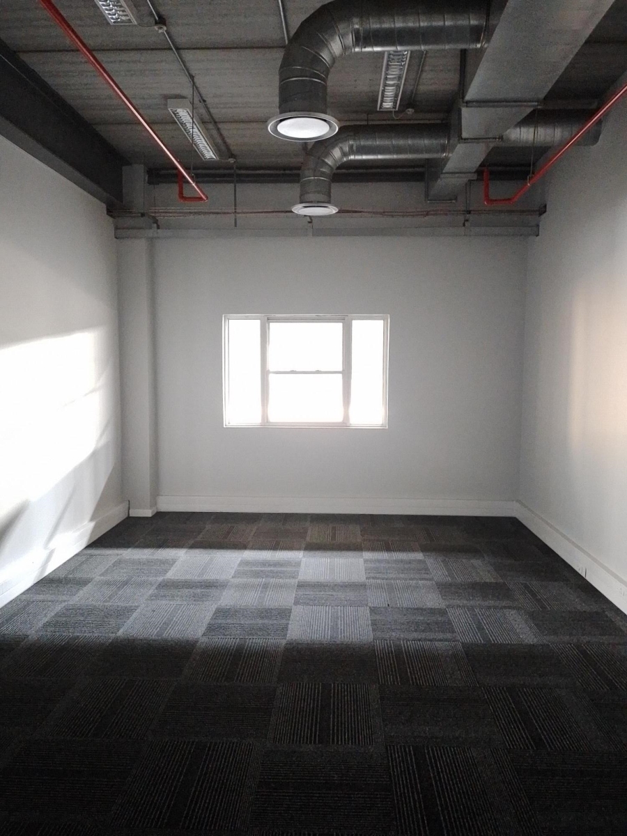 To Let Commercial Property for Rent in Gosforth Park Gauteng