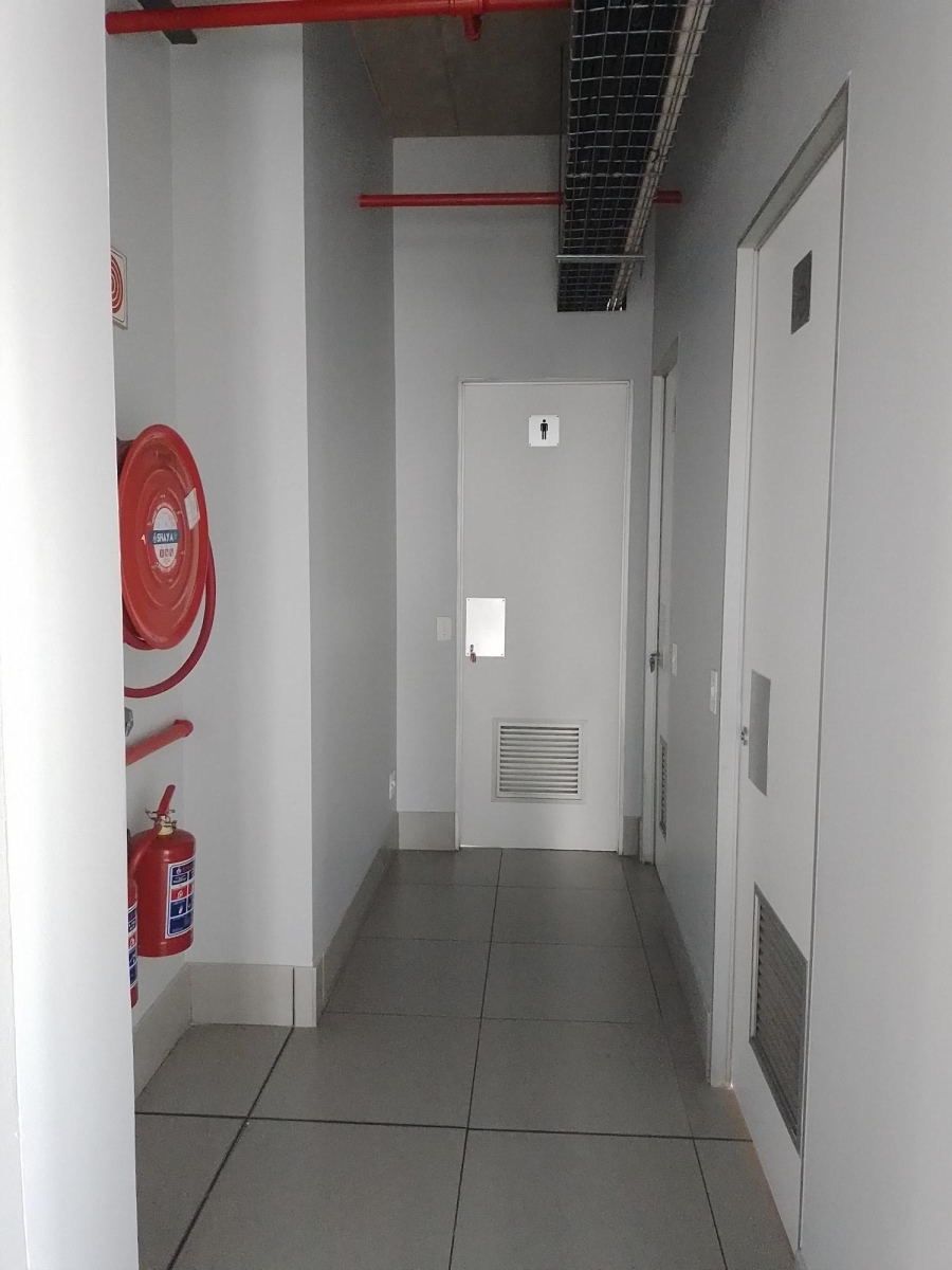 To Let Commercial Property for Rent in Gosforth Park Gauteng