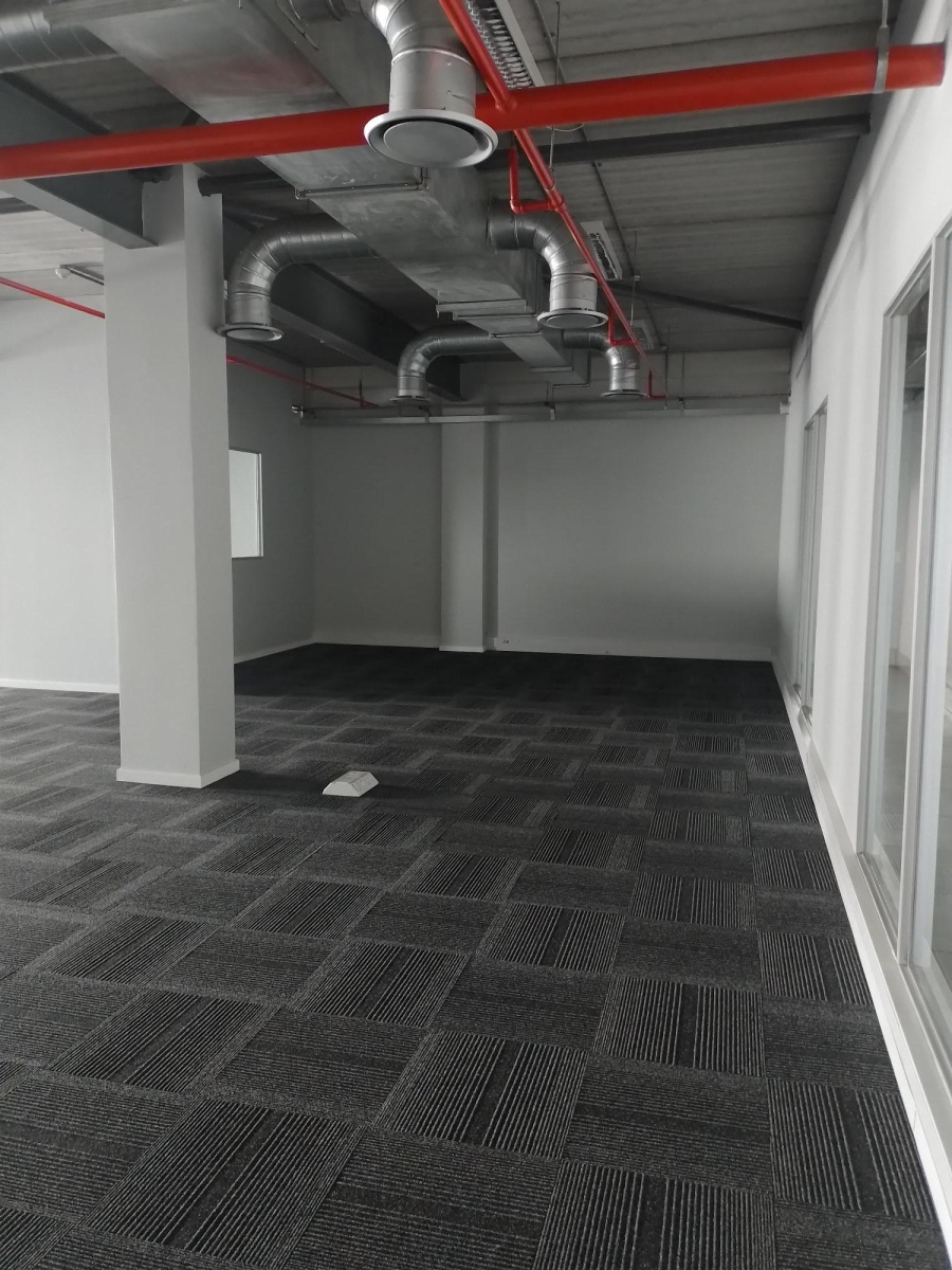To Let Commercial Property for Rent in Gosforth Park Gauteng
