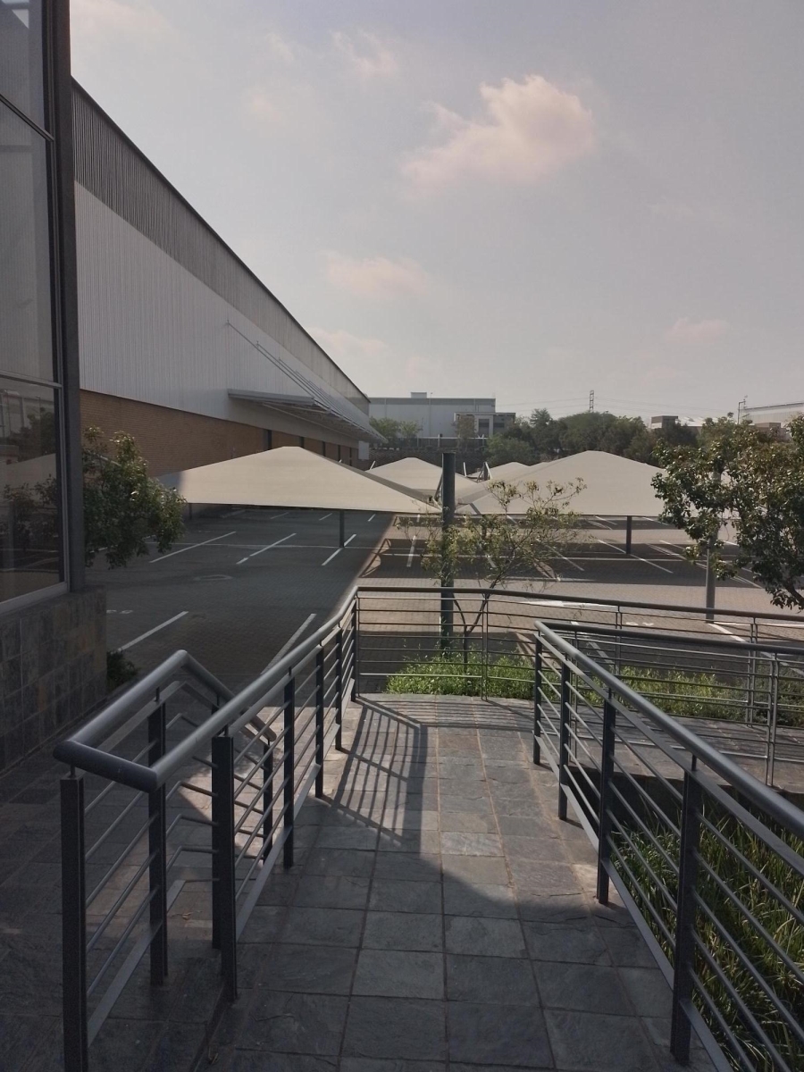 To Let Commercial Property for Rent in Gosforth Park Gauteng