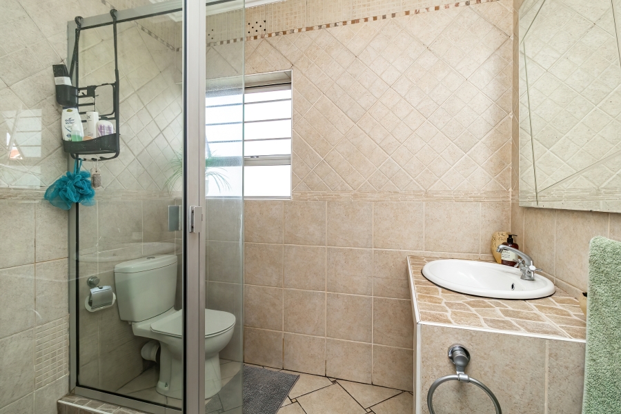 3 Bedroom Property for Sale in Marlands Gauteng