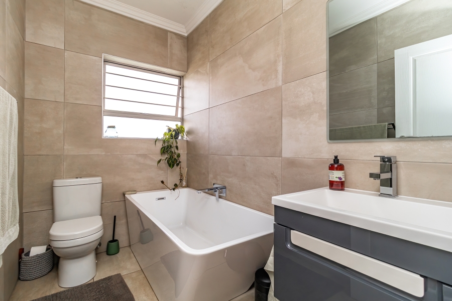 3 Bedroom Property for Sale in Marlands Gauteng