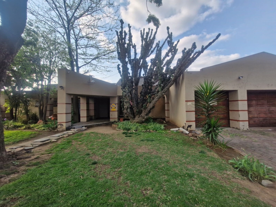4 Bedroom Property for Sale in Beyers Park Gauteng