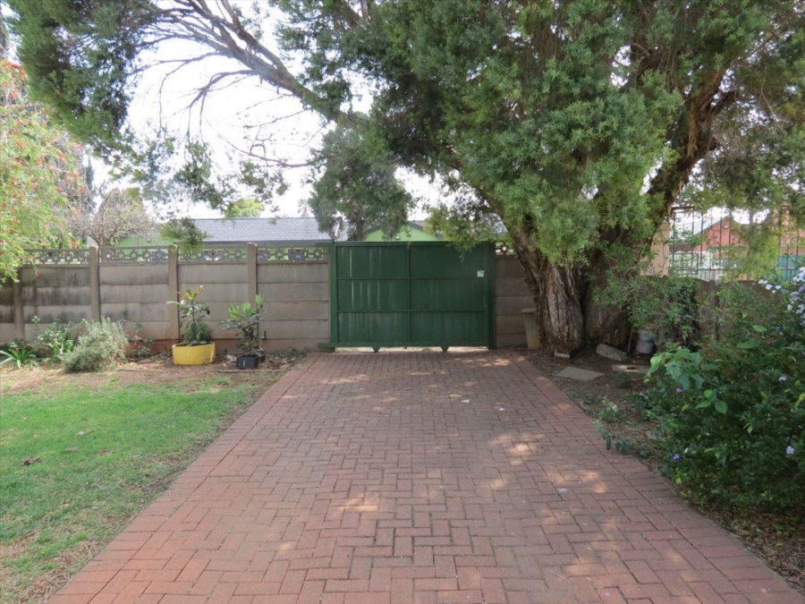 3 Bedroom Property for Sale in Ravenswood Gauteng