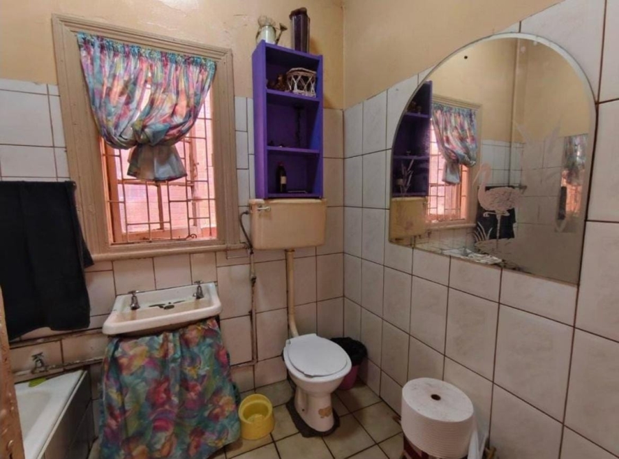 4 Bedroom Property for Sale in Geduld Gauteng