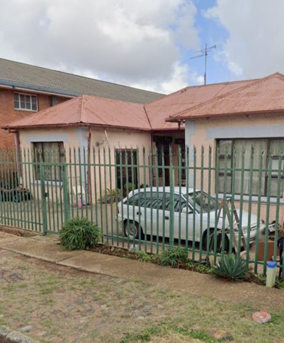 4 Bedroom Property for Sale in Geduld Gauteng