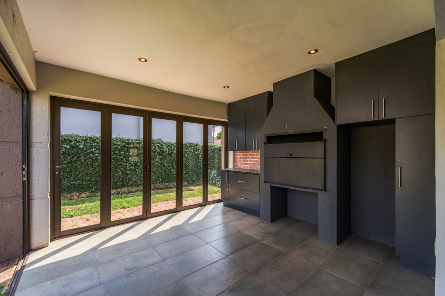 3 Bedroom Property for Sale in Moreleta Park Gauteng