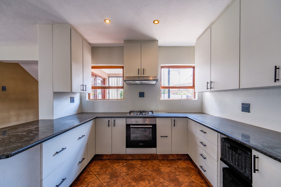 3 Bedroom Property for Sale in Moreleta Park Gauteng