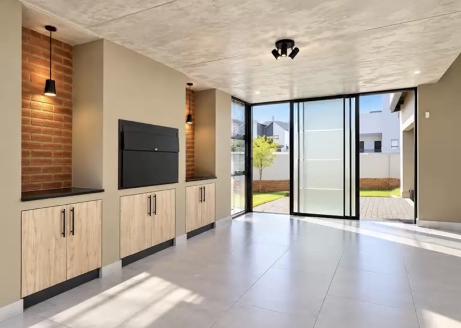 3 Bedroom Property for Sale in Roodeplaat Gauteng