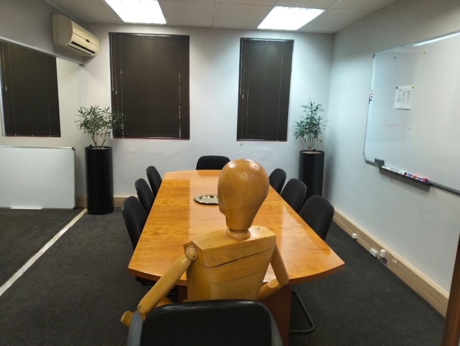 To Let Commercial Property for Rent in Die Hoewes Gauteng