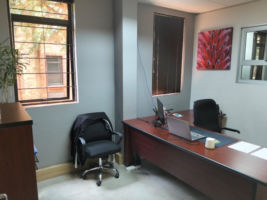 To Let Commercial Property for Rent in Die Hoewes Gauteng