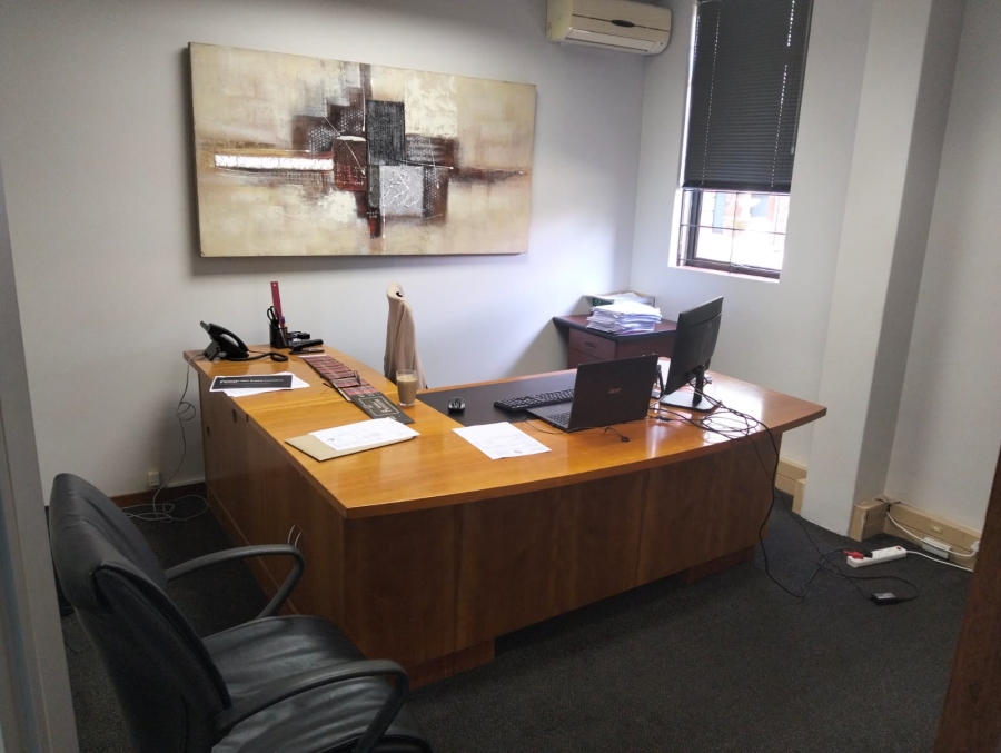 To Let Commercial Property for Rent in Die Hoewes Gauteng