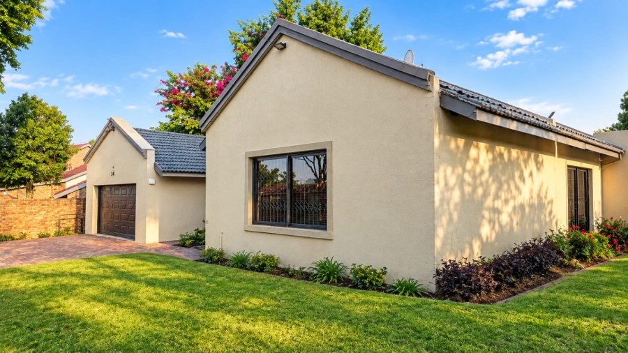 3 Bedroom Property for Sale in Bloubosrand Gauteng