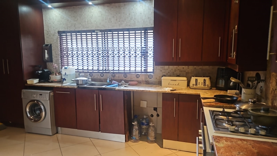 3 Bedroom Property for Sale in Bloubosrand Gauteng