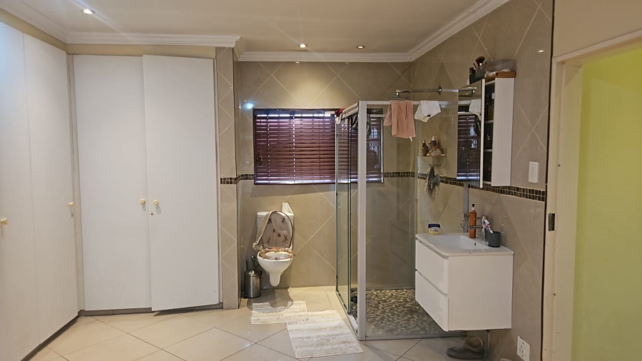 3 Bedroom Property for Sale in Bloubosrand Gauteng