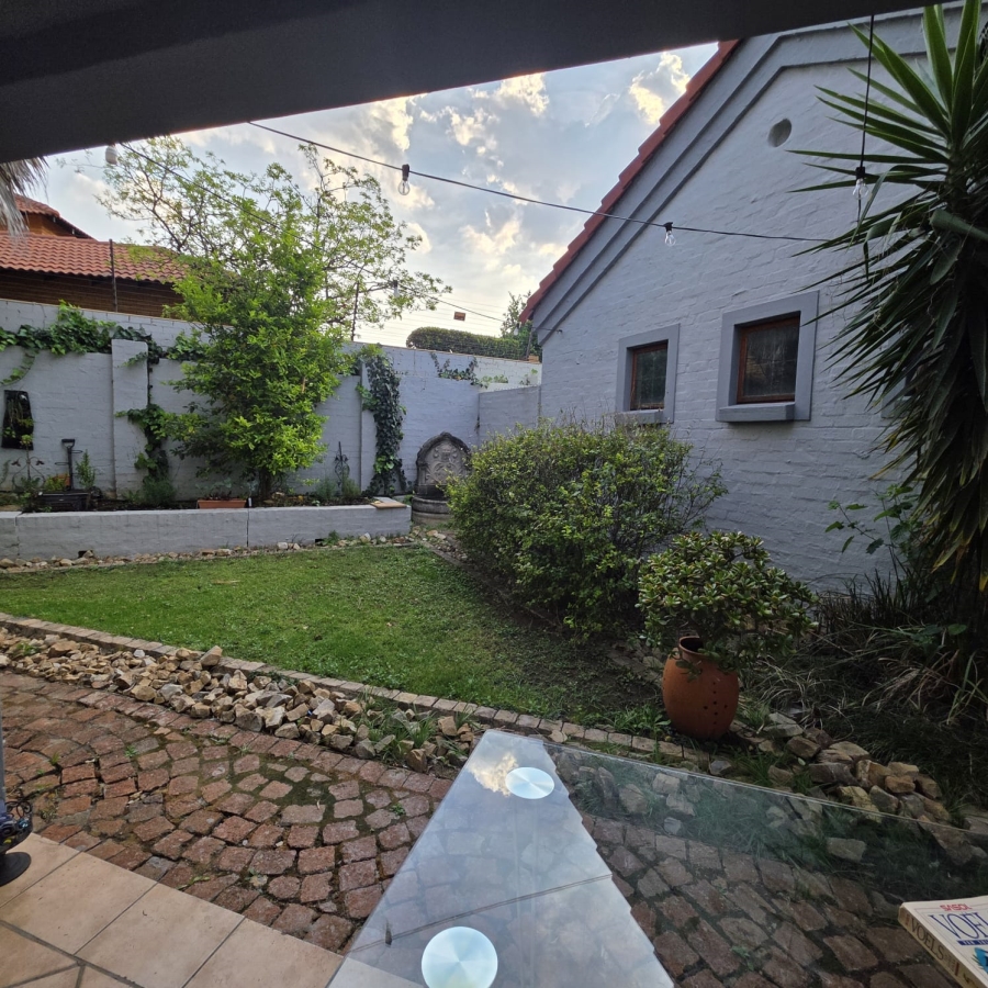 3 Bedroom Property for Sale in Equestria Gauteng